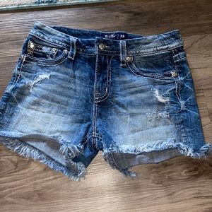 Miss Me Mid Rise Shorts - Size 29
